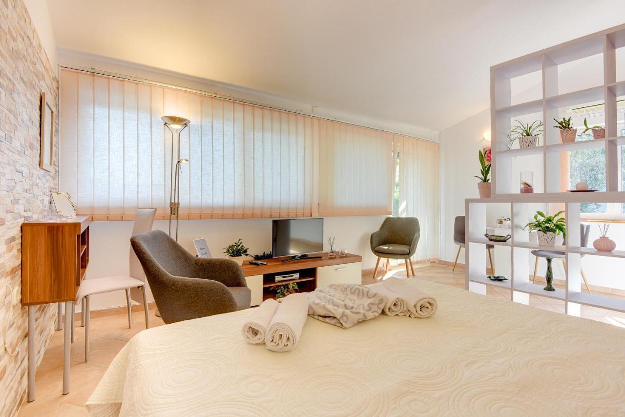 Holiday Home Batel Пула Екстериор снимка