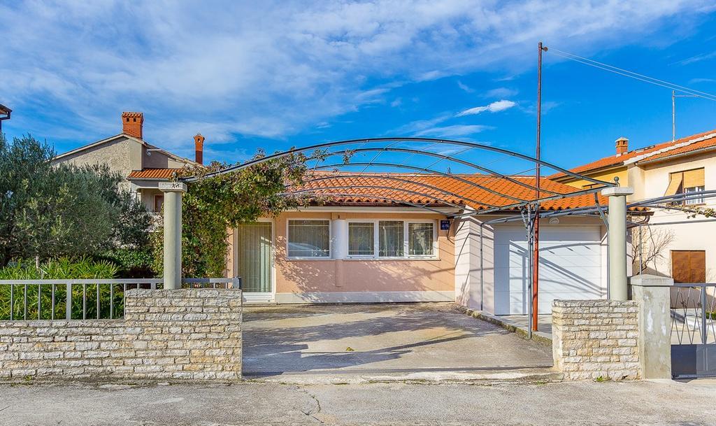 Holiday Home Batel Пула Екстериор снимка